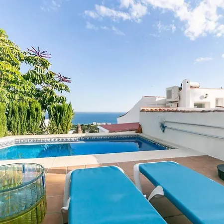 129 - Stunning Townhouse With Private Pool & Views, Apartment Benalmadena
