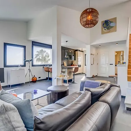 129 - Stunning Townhouse With Private Pool & Views, Benalmadena